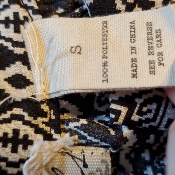 Gimmicks by BKE Top - Picture 5 of 5